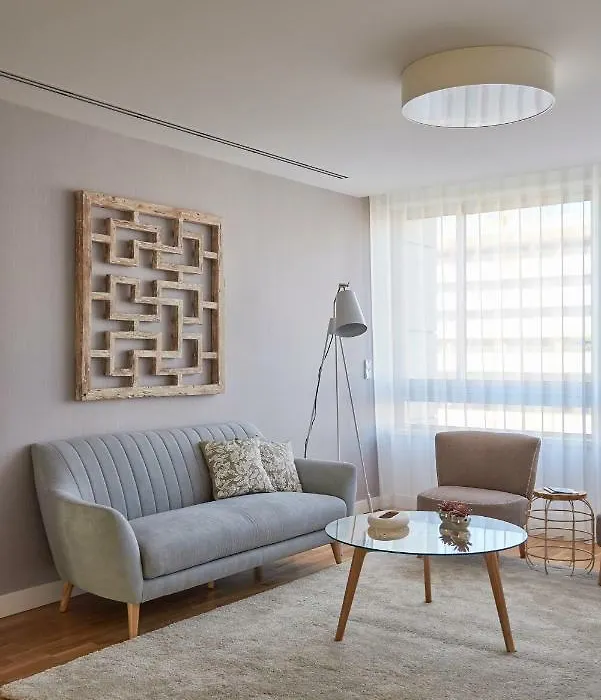 Luxury Apartment In The Most Privileged Lisbon-1